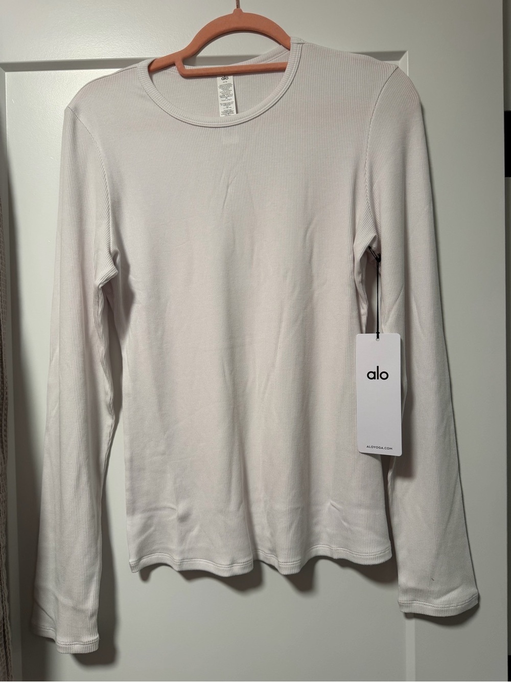 ALO Yoga Ribbed Long Sleeve Crewneck Top — White